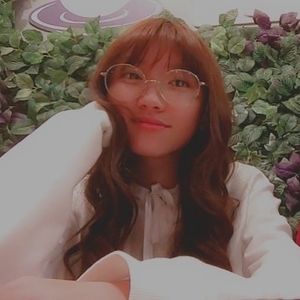 Meet your Posher, Christine